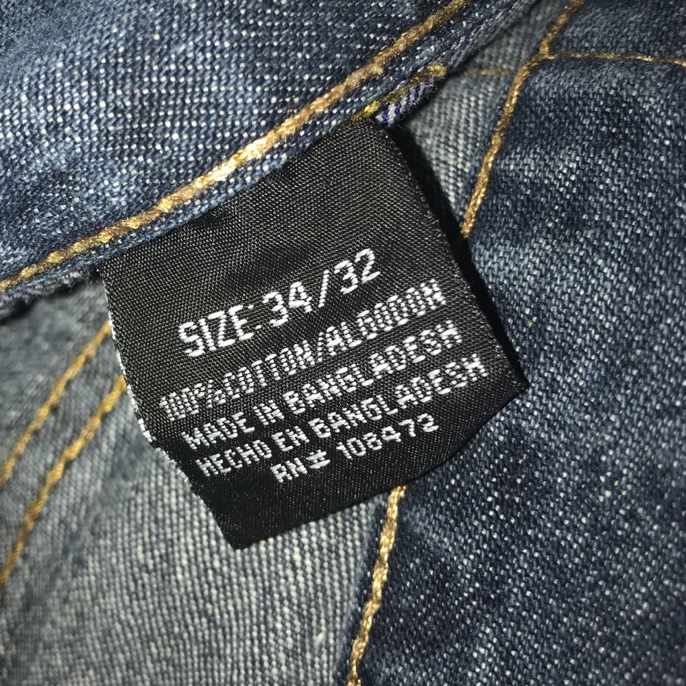 Jeans - Picture 3 of 4